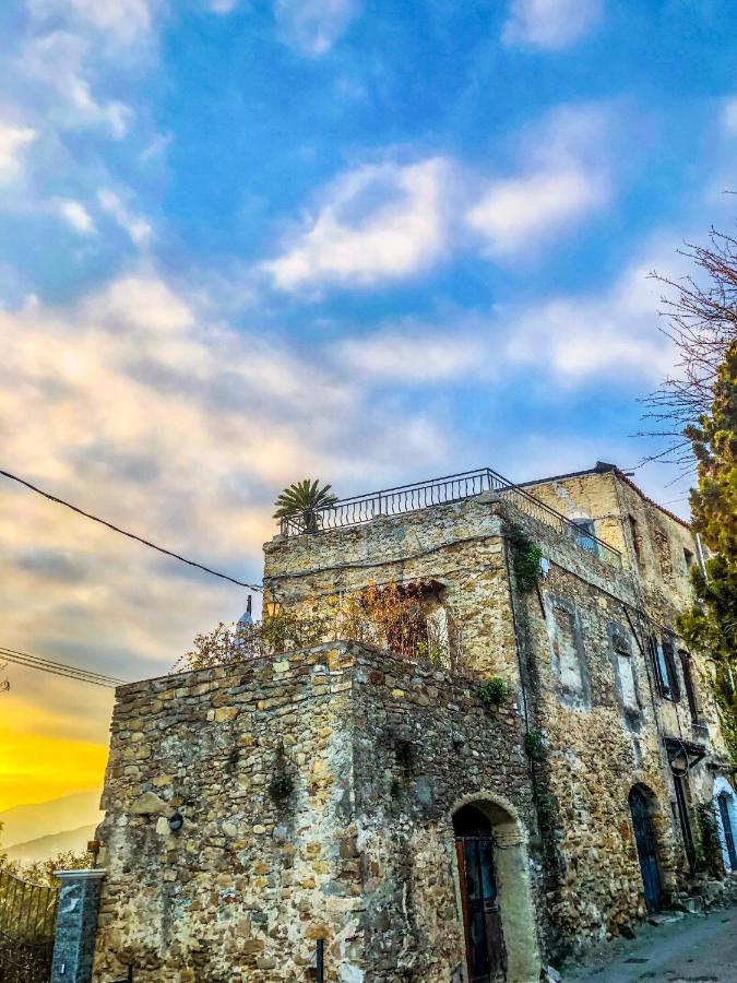 Апартаменти La Casa Di Vasco Bussana Vecchia Санремо Екстер'єр фото